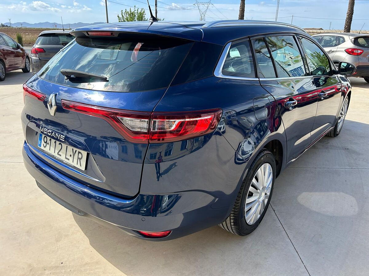 RENAULT MEGANE ESTATE 1.5 DCI AUTO SPANISH LHD IN SPAIN ONLY 73000 MILES 2019